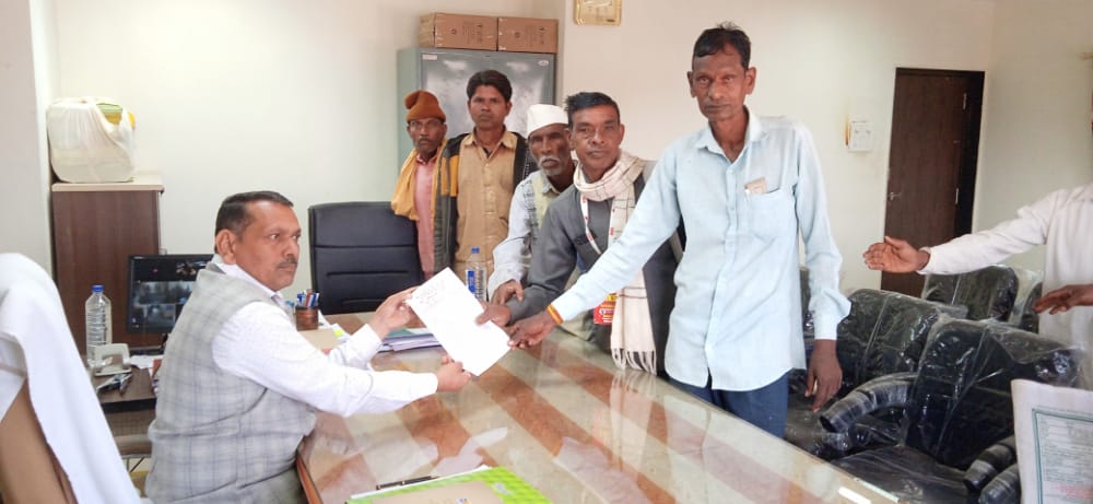 Akhil Bharatiya Kisan Sabha issued a petition addressing farmers' issues