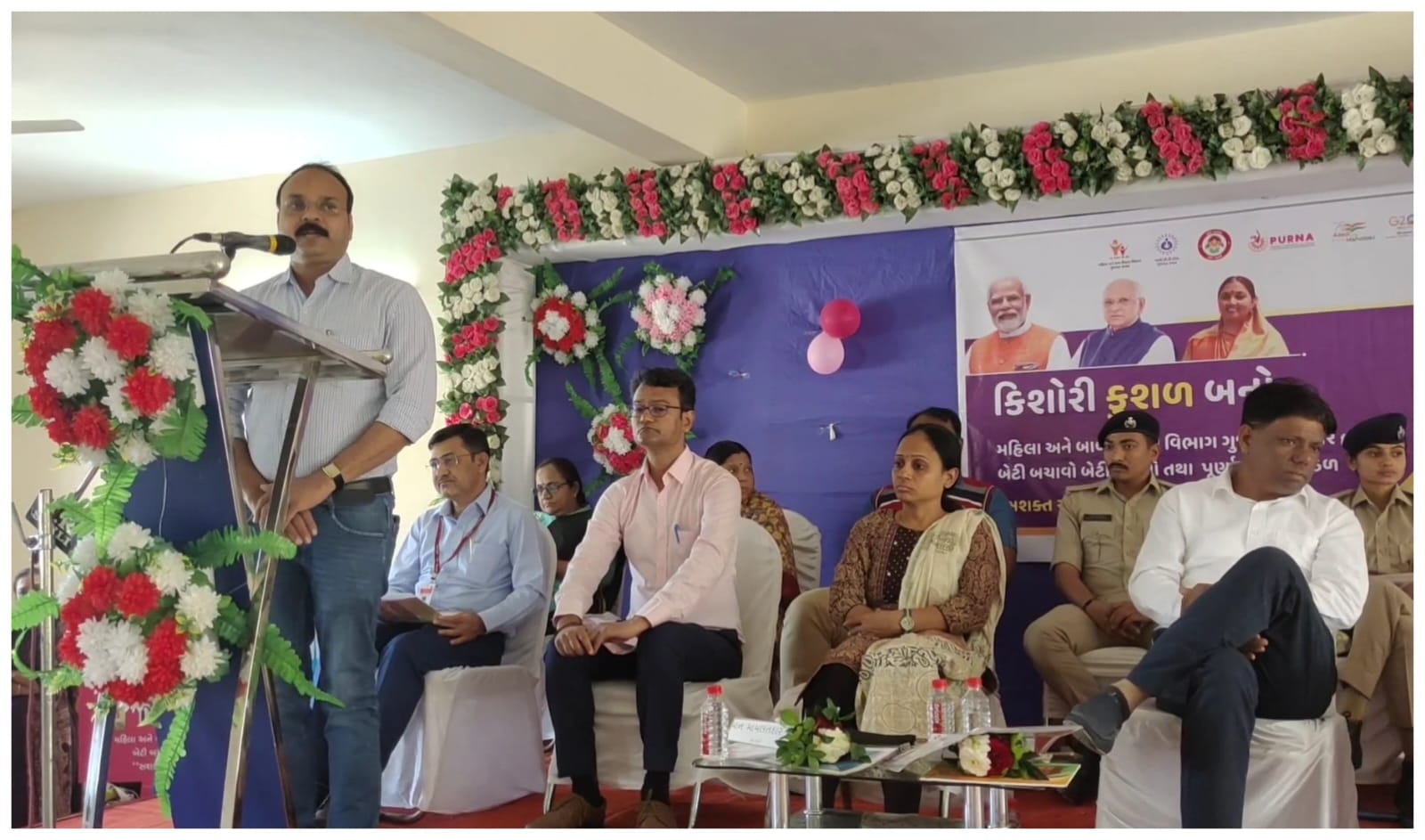 The Savli ICDS branch organized the Empowered and Well-Nourished Kishori Abhiyan Mela