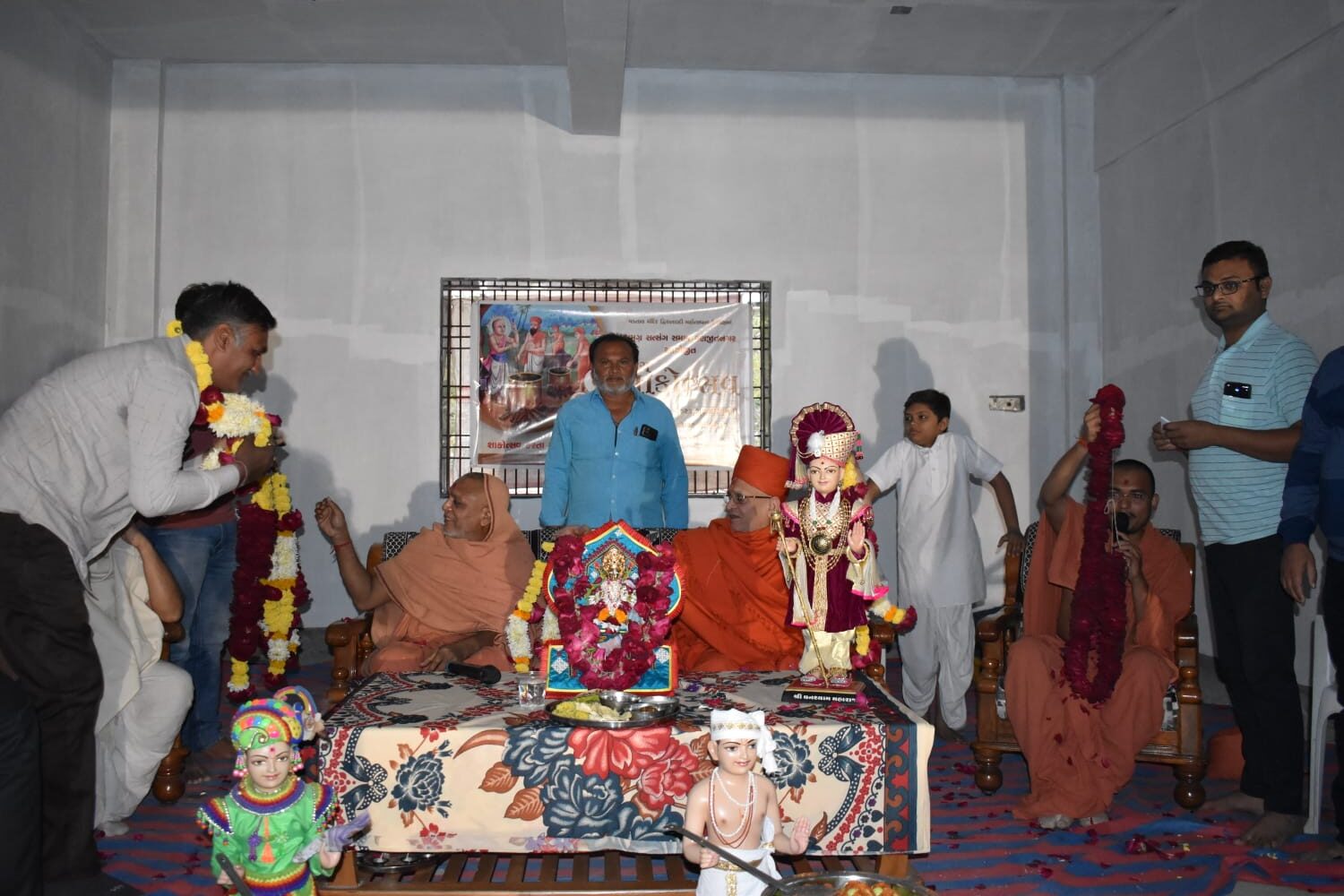 Divine Shakotsav was organized at Ranjit Nagar in Ghoghamba