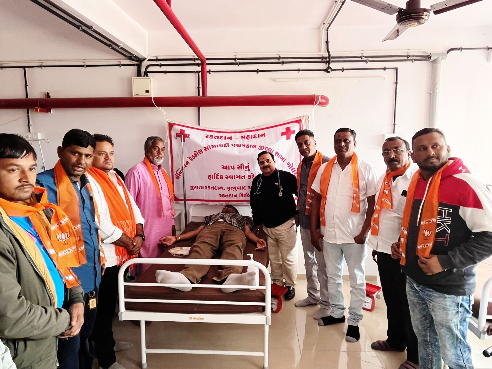 Blood donation camp organized by Ghoghamba Yuva Morcha.