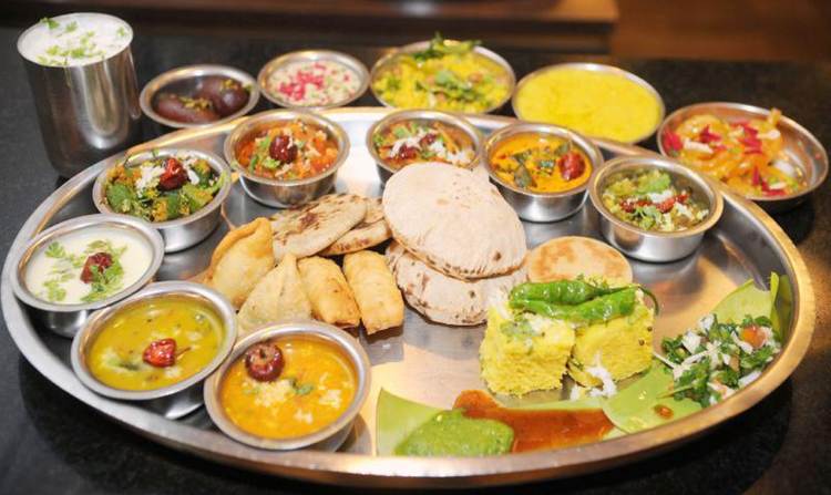 Hello! Where is Kutch-Kathiawadi Unlimited Food Restaurant in Kutch Ranotsav in Mumbai