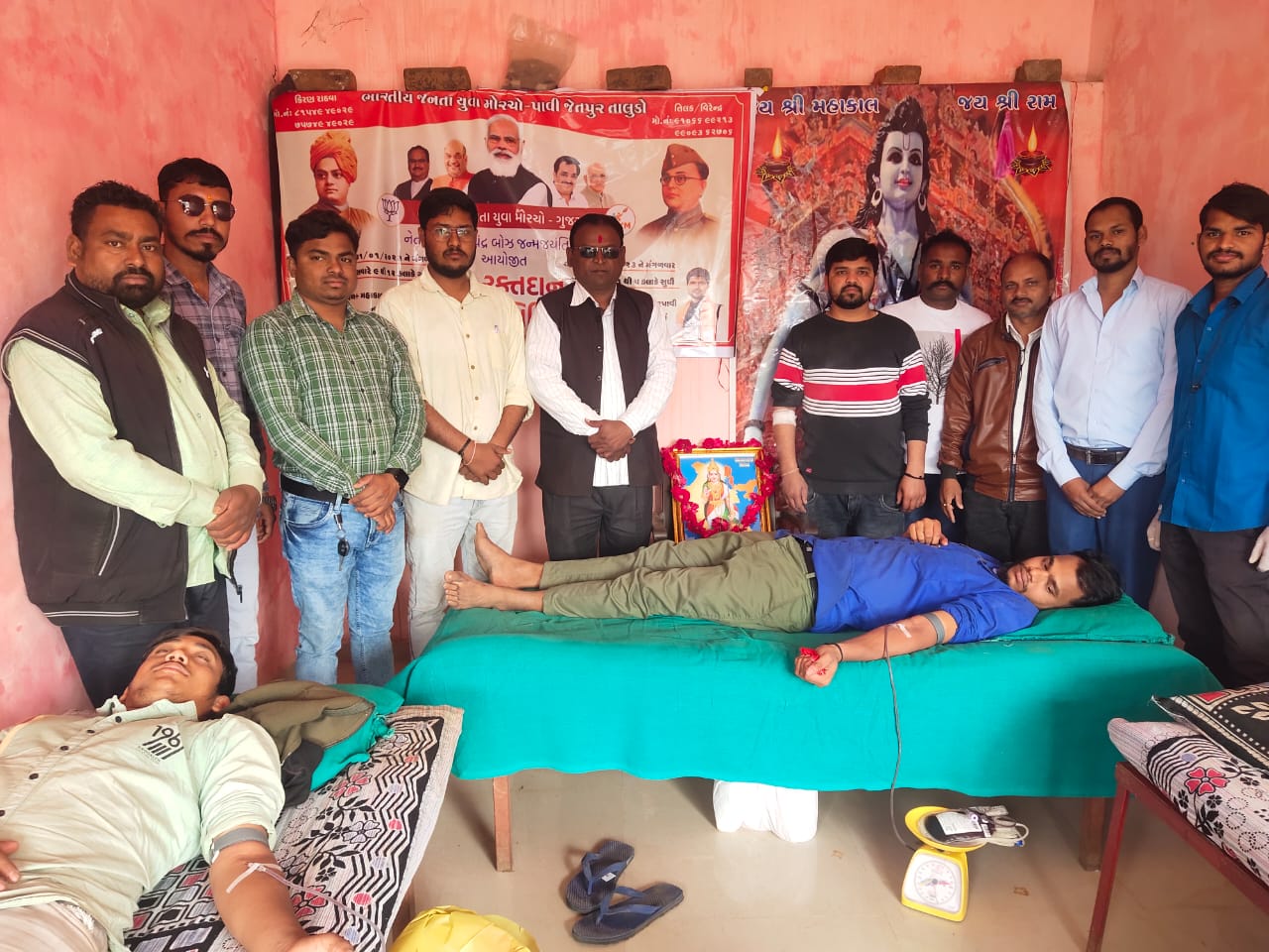 Blood donation camp held at Jetpurpavi on the occasion of birth anniversary of Subhas Chandra Bose