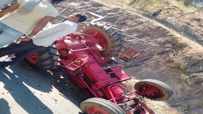 Two women killed after tractor overturns in Bhichor village: 23 people serious