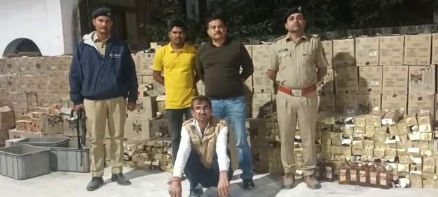 Foreign liquor worth 47 lakhs was seized from Khangela of Dahod