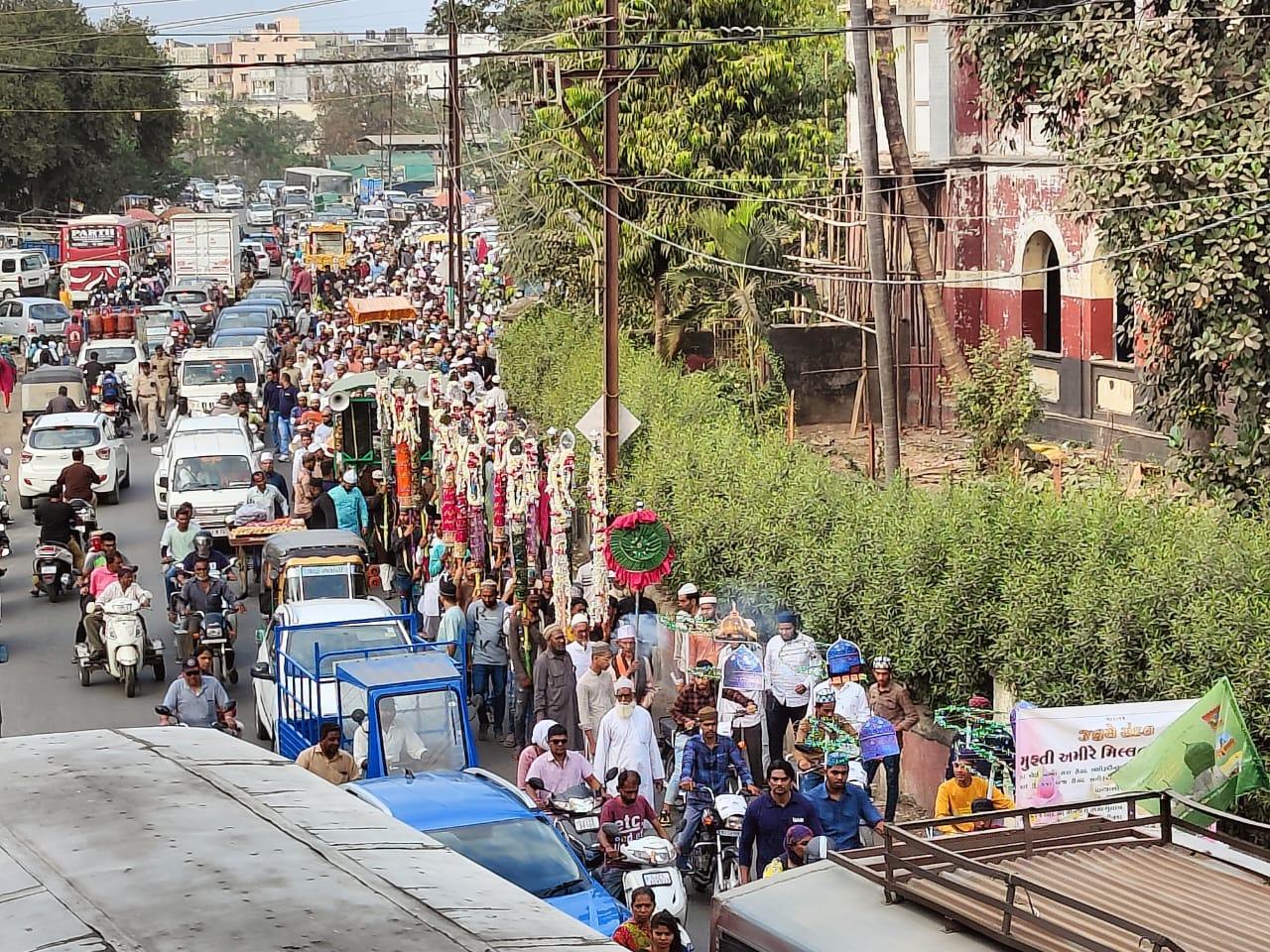 the-94th-anniversary-of-mufti-syed-amiruddin-jilani-ra-was-celebrated-at-navsari