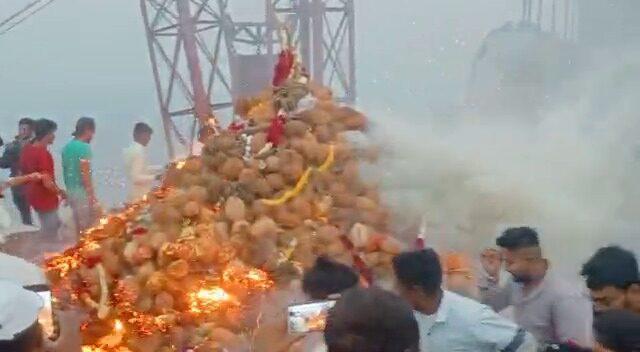 holika-dahan-was-performed-at-the-pilgrimage-site-pavagadh