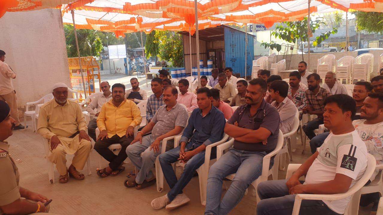 peace-committee-meeting-on-ramnavami-festival-at-jhalod-police-station