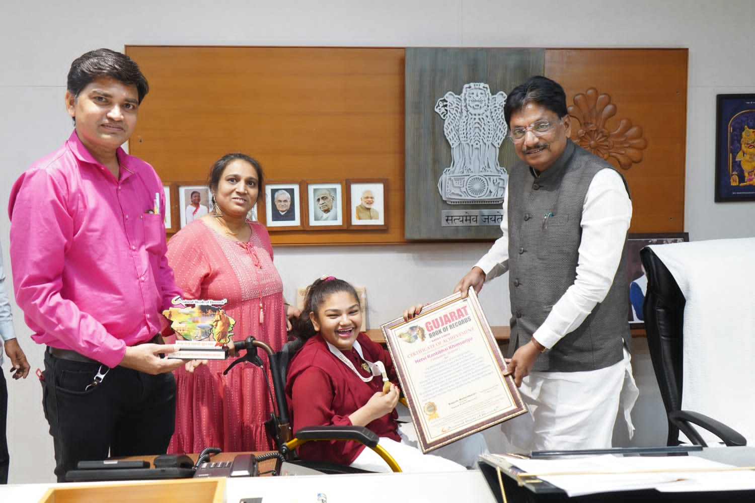 Hetvi Khimsuriya holds the distinction of being the first mentally challenged student to register her name in the Gujarat Book of Records.