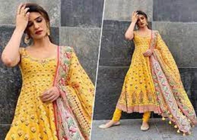 Fashion Hacks : Tired of the old heavy kurti? So give a new look to the kurti in this way