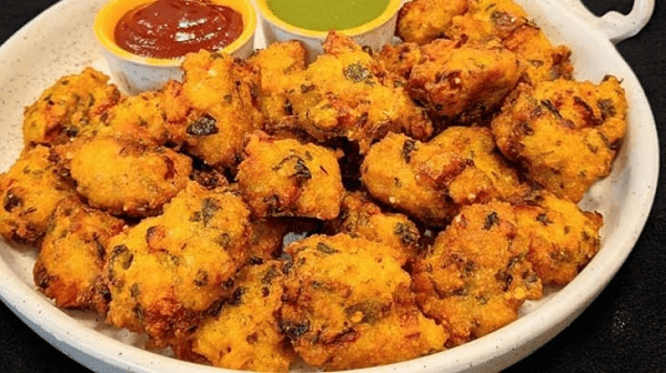 Forget kachoris and samosas when you eat these delicious homemade pakoras