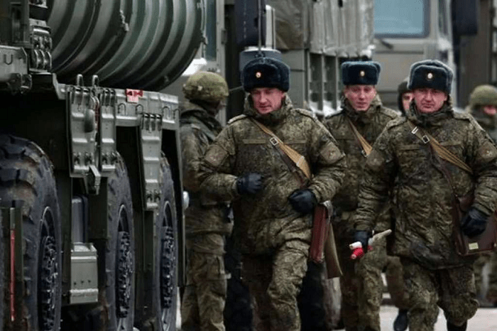 'Russian soldiers are surrendering quickly to save their lives', claims Ukraine's Defense Ministry