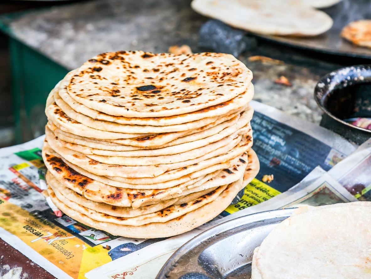 Entry was given on bringing roti instead of ticket in the program, more than 50 thousand roti was accumulated