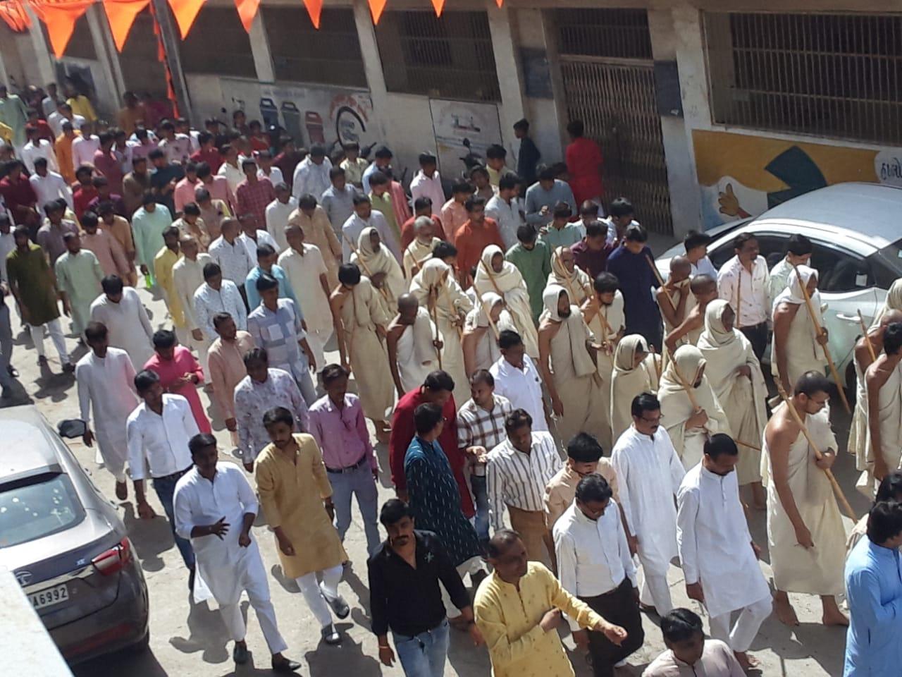 Mahavir Jayanti celebrated by Halol Jain Samaj