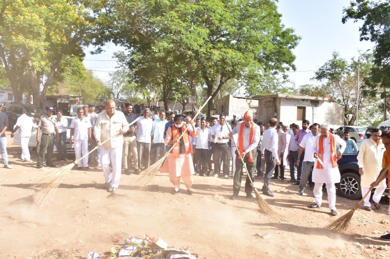 Our Clean India, Clean Gujarat and Holy Pilgrimage Cleanliness Campaigns