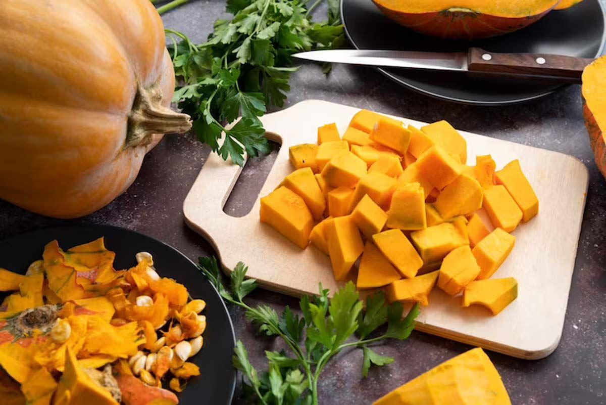 Make sweet and sour pumpkin curry with curd and jaggery