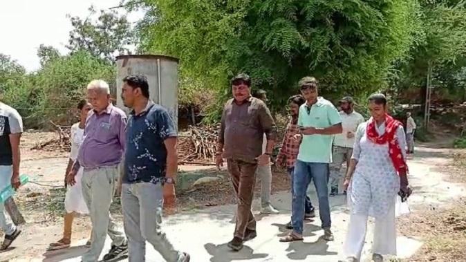 An epidemic broke out in Achisara village MLA Akshay Patel visited the village