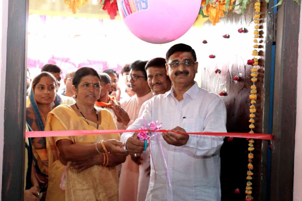 Chotaudepur MLA Rajendrasinh Rathwa inaugurated six Anganwadis and one Panchayat house.