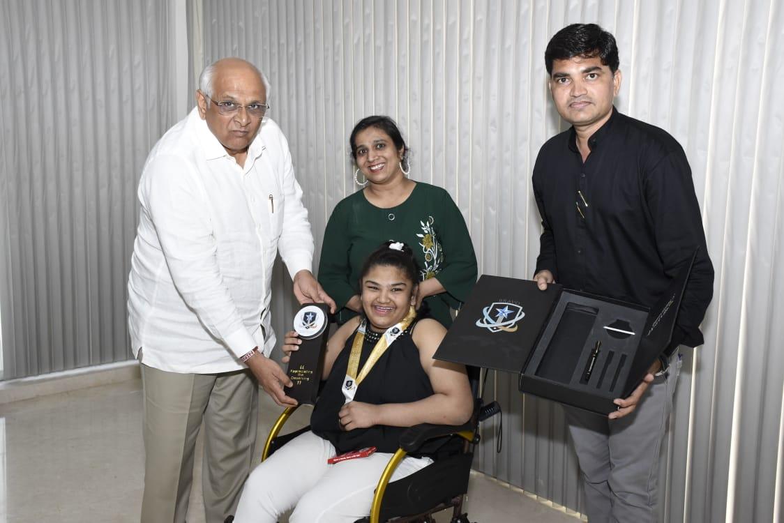 a-12-year-old-mentally-challenged-girl-from-vadodara-made-gujarat-proud-throughout-the-country-including-vadodara