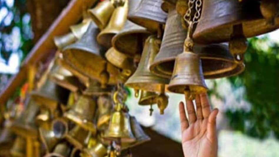 Why do you ring the bell before going to the temple, know about this