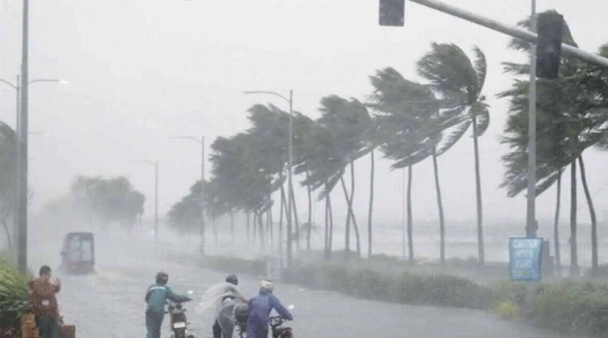 Cyclone Effect in Gujarat : Alert regarding cyclone storm in Gujarat, strong wind will blow with rain