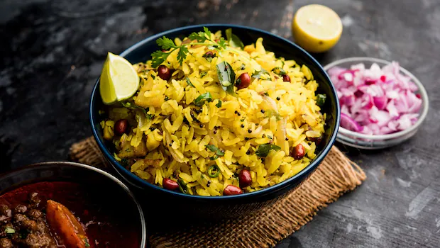 If you want to eat something healthy in the morning, make Mix Sprout Poha, Know Nutritious Breakfast Recipes