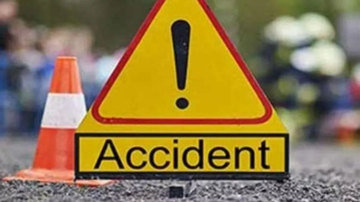 Car-van collision kills eight in major road accident, including child; many injured