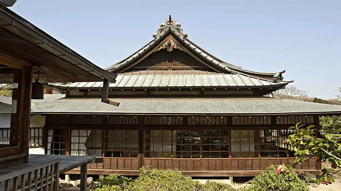 This is the most unique temple in the world, where women go for this special purpose