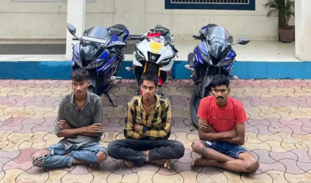 A youth gang steals Monghidat sports bikes for fun