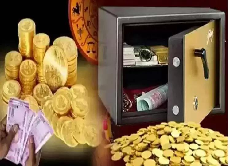 Do not keep these 3 things near the place of money in the house, the treasury will be empty, the problem will come soon.