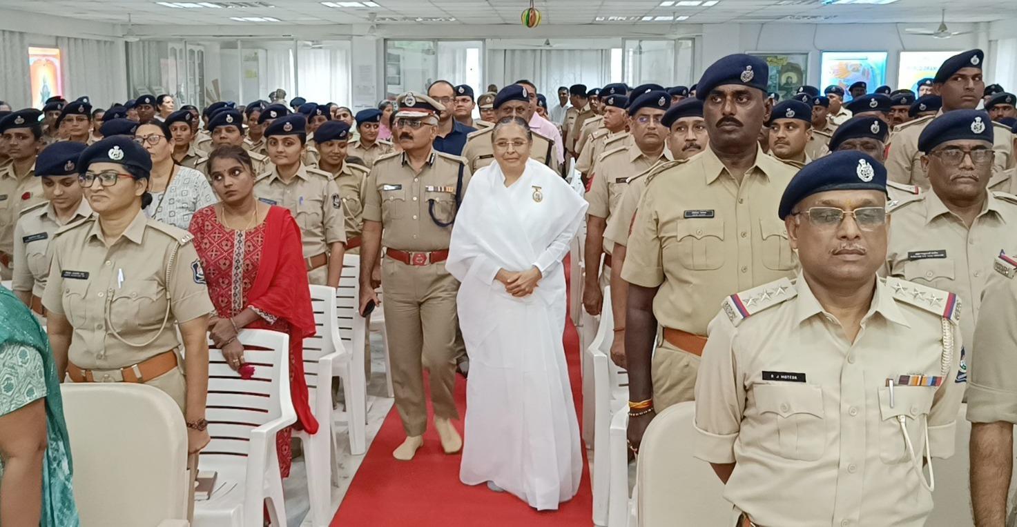 150 city policemen have seen a change in their behavior after training in Raja Yoga session in Brahmakumaris