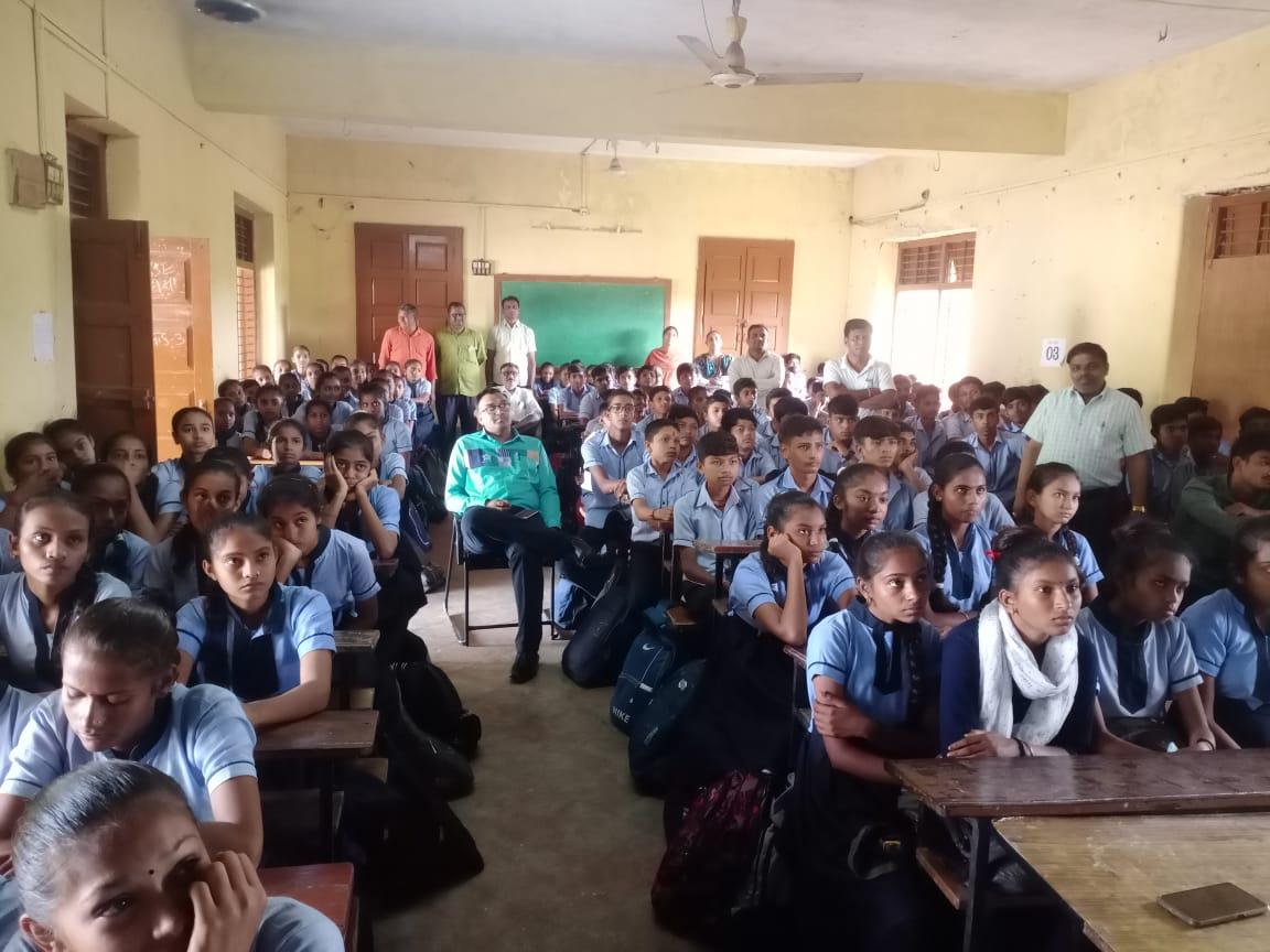 Shri M. K. Students of Shah High School, Deser watched the live telecast of "Akhil Bharatiya Shiksha Samagam - 2023"...