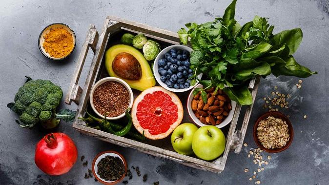 Follow a healthy routine to avoid diseases in monsoons, include these 5 fruits in your diet