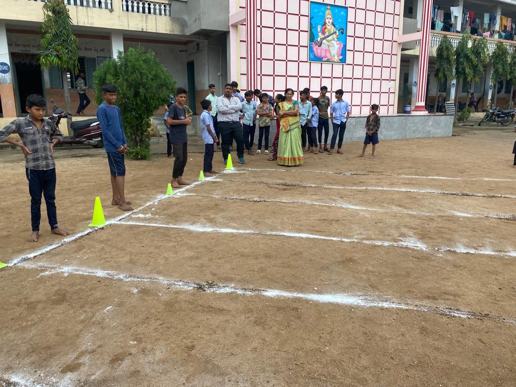 A running competition was organized at Godhra as part of the 'National Sports Day' week-long celebration