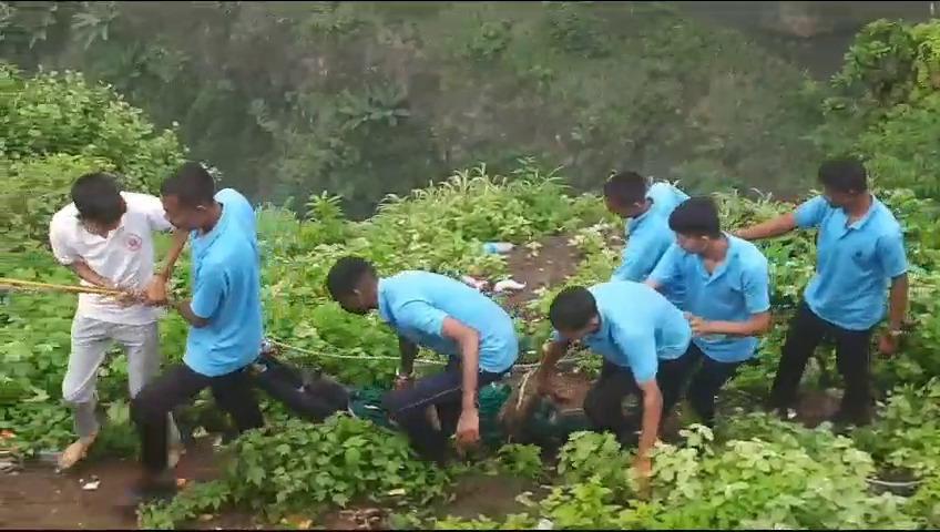 A young man who went to Lagushanka fell into the valley of Pavagarh, the young man lost his life.