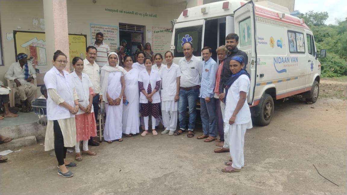 An X-ray diagnosis camp was held for TB patients at Boti Sankad of Primary Health Center Atha Dungri