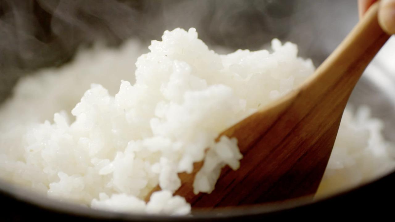 Do you also eat rice daily, then be careful, eating rice daily can cause these five diseases