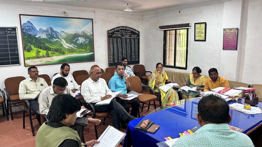 Panchmahal District Business Guidance Coordination Committee meeting was held