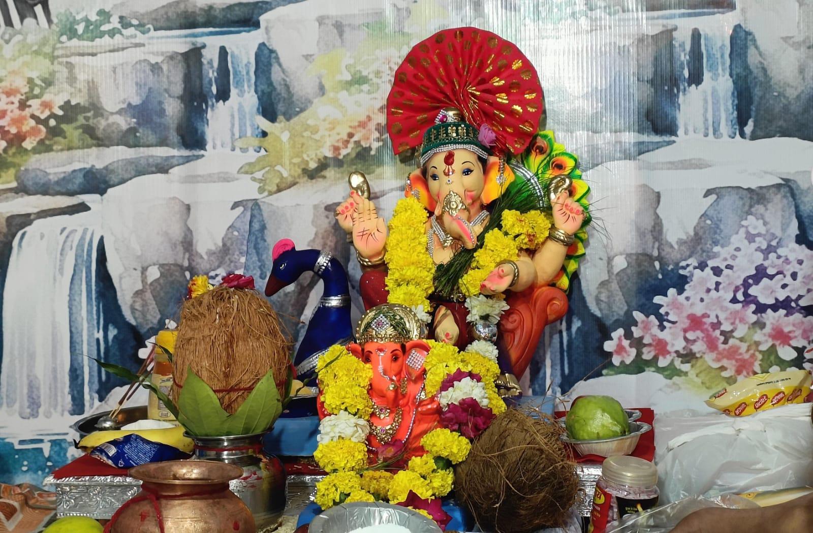 Arrival of Vidhanaharta Ganesha in Halol Swastik Complex