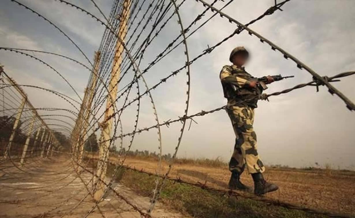 Pakistani men illegally crossing border arrested in Bhuj, investigation continues in the case