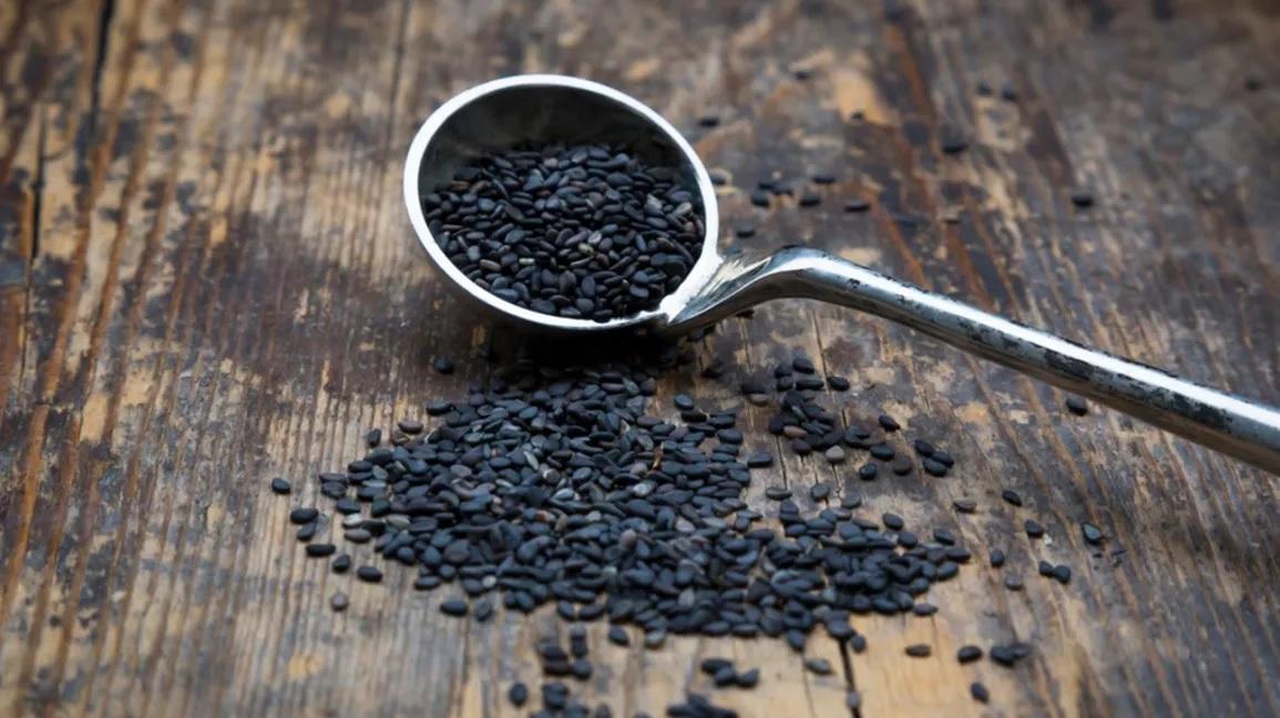 Black sesame is a treasure of health, know the best benefits of eating it.