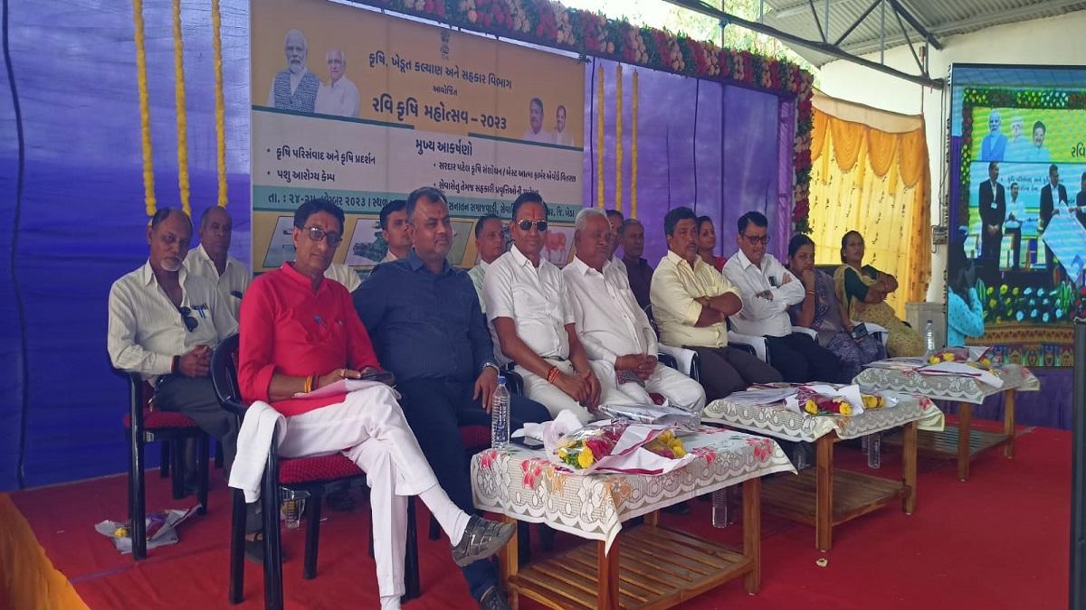 Galateshwar Taluka "Ravi Krishi Mohotsav - 2023" was organized at Sevaliya.