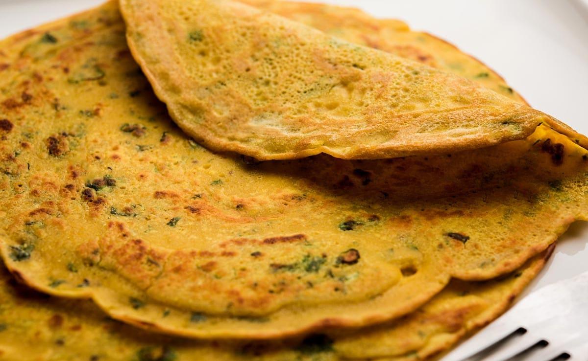 Serve this nutritious Cheela made of mixed flour for breakfast, improve digestion, lose weight, make it in just 10 minutes.