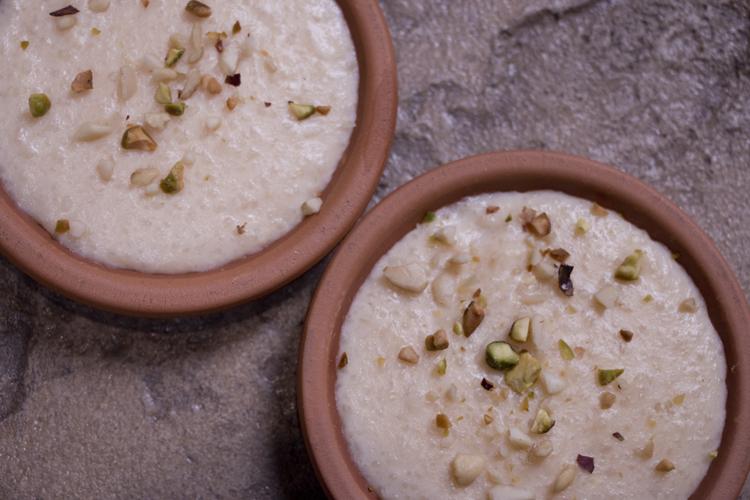 You must have eaten sugar kheer many times with pleasure, this time try golan kheer.