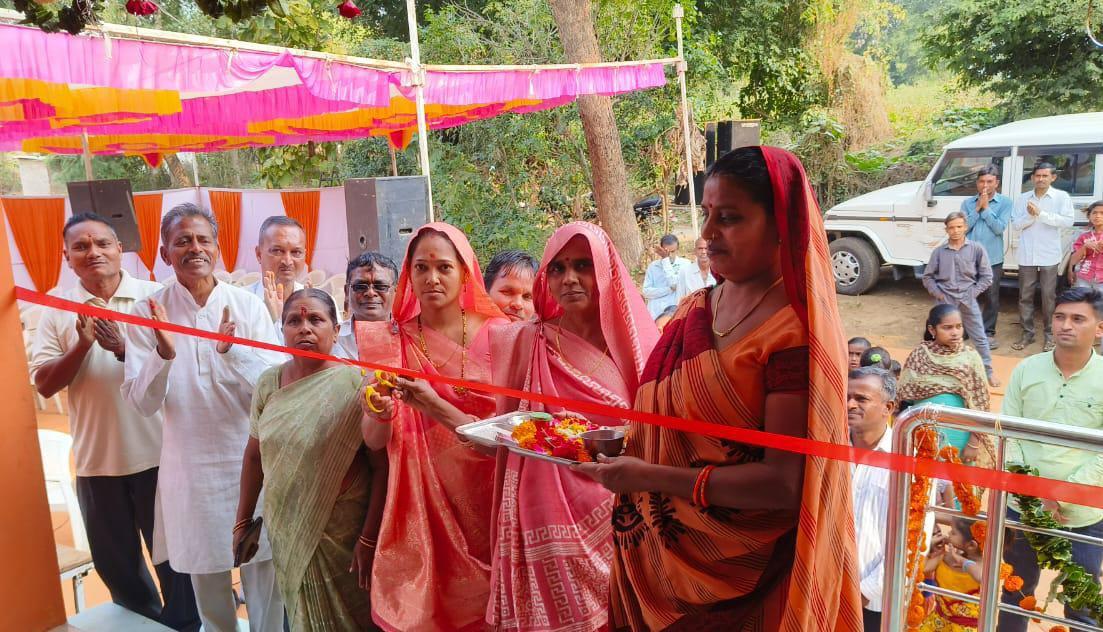 Inauguration of Anganwadi center at Rajpur (Kadwal) village of Jetpurpawi taluka