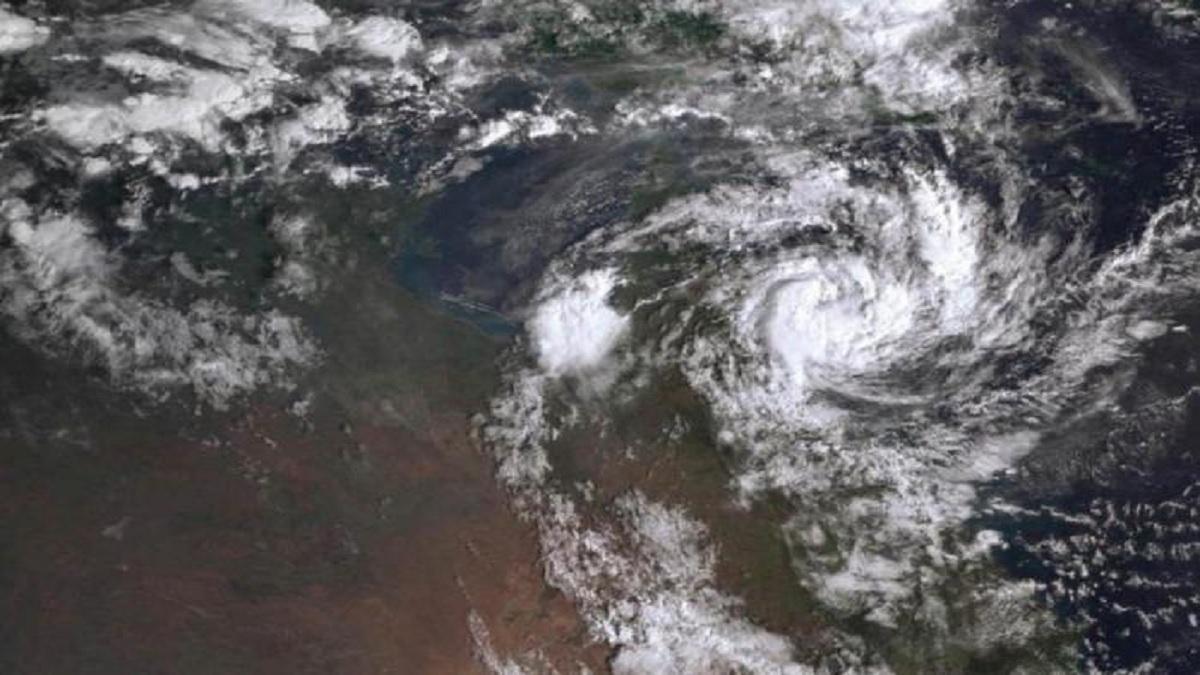 Storm wreaks havoc in Australia, six dead; Electricity went out in thousands of homes