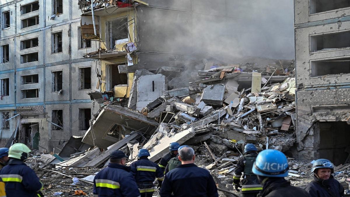 Russia Bombs Ukraine, Kills Six in 24 Hours; Damage to many buildings