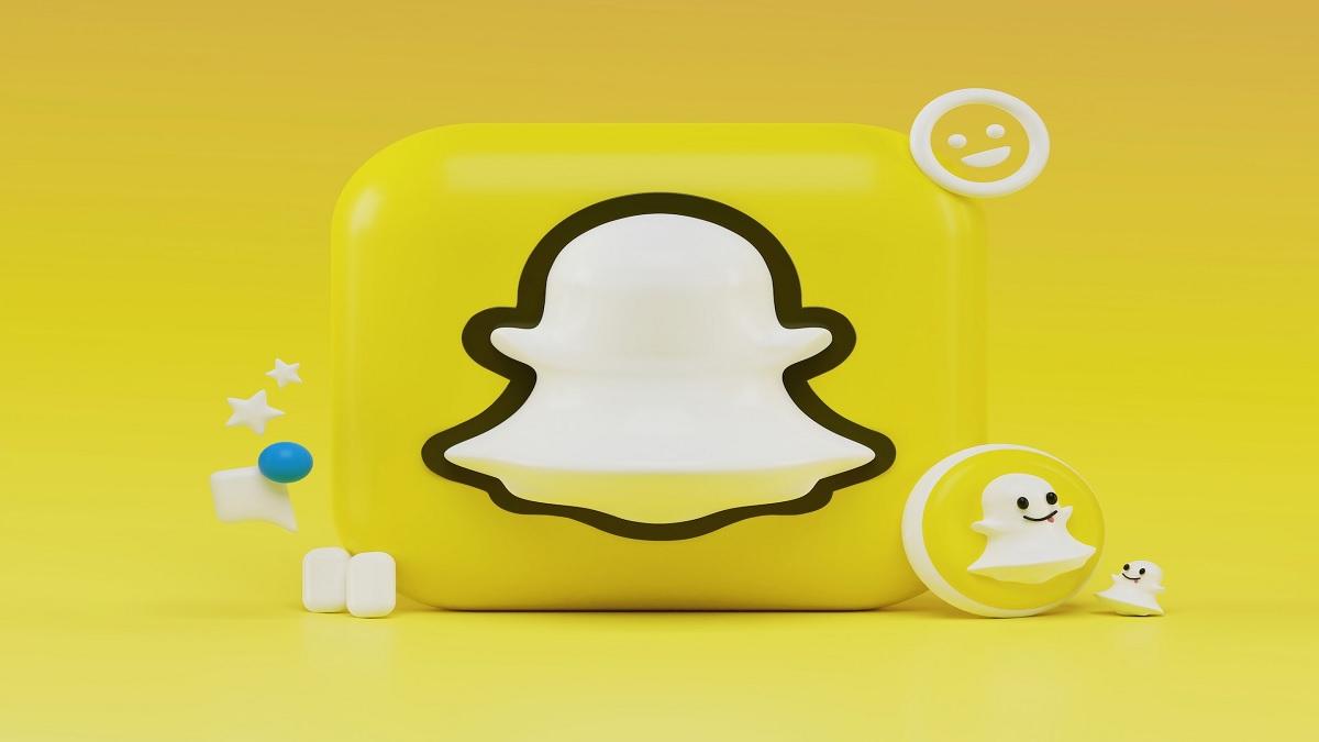 AI-generated images can now be created on Snapchat, a new feature introduced to users