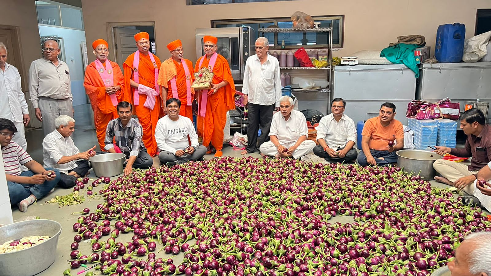 Shree Swaminarayan - Celebration of 222nd Jayanti of "Swaminarayan" Mahamantra with grandeur and divinity on the occasion of Dhanurmas in Sarthana, Surat...