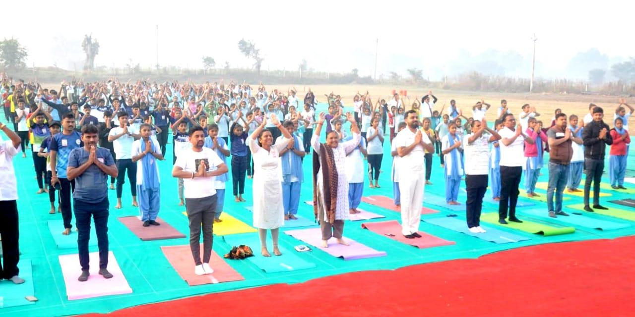 Chotaudepur's Kavant set a world record for collective Suryanamaskar program across Gujarat