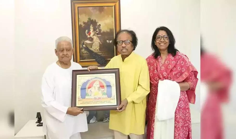 Pyarelal Sharma received the second honor after the Padma Bhushan, the Laxminarayan International Award